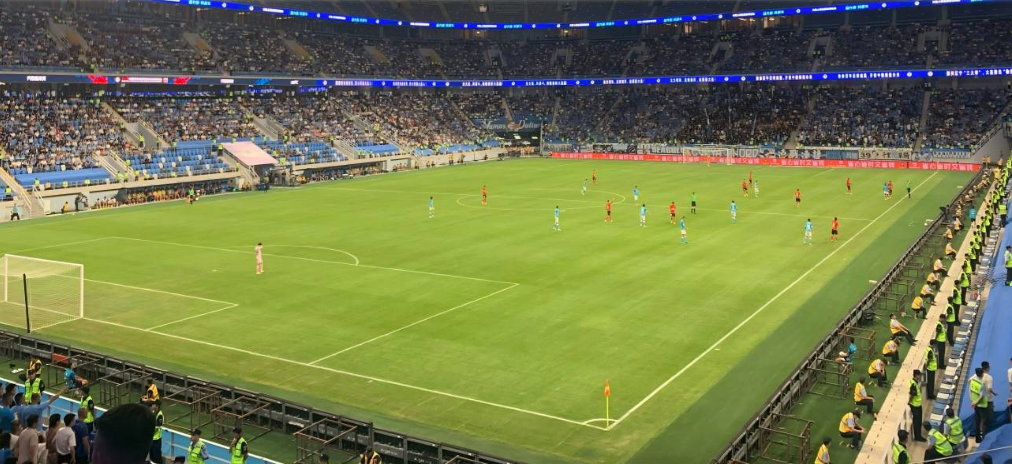 1770691315415427.png Guide to football field lighting oleder.png